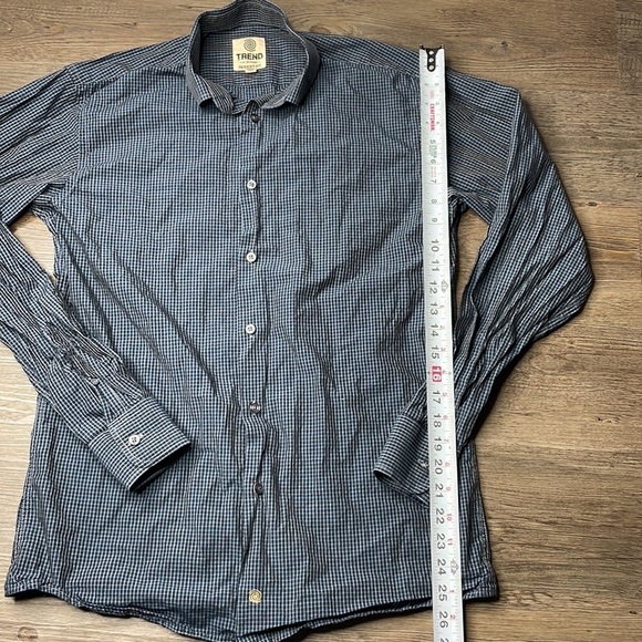 Trend Mens Blue Black Plaid Modern Fit Button Down Collared Shirt, size Medium - Picture 5 of 9